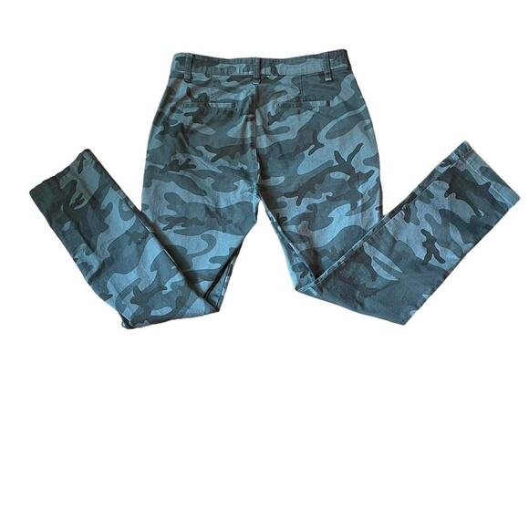 Camo pants brand gap - Picture 3 of 3